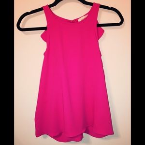 beautiful pink tank top